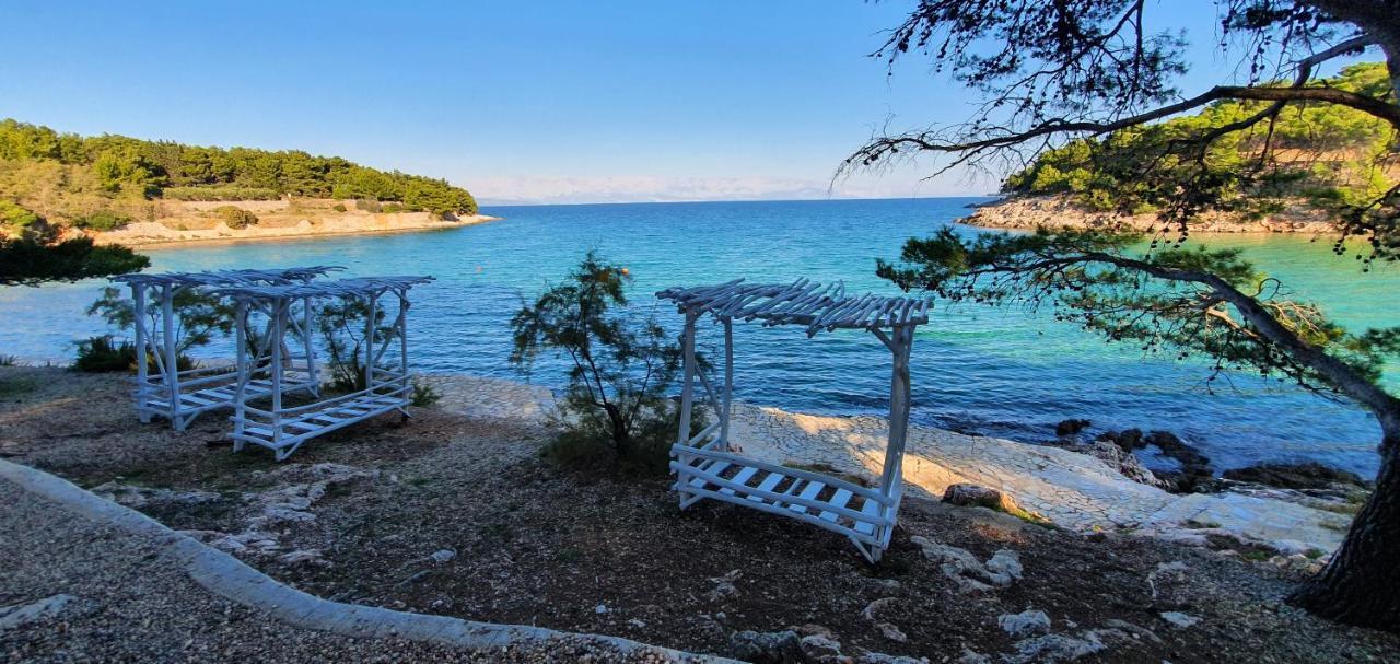 Hvar Stone Villa With Pool Vrbanj Buitenkant foto